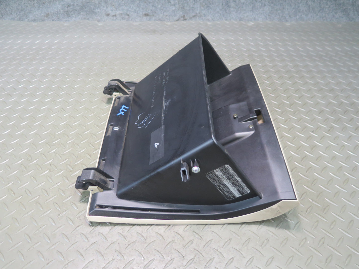 2003-2007 Lexus LX470 J100 Front Right Side Dash Glove Box Storage Compartment
