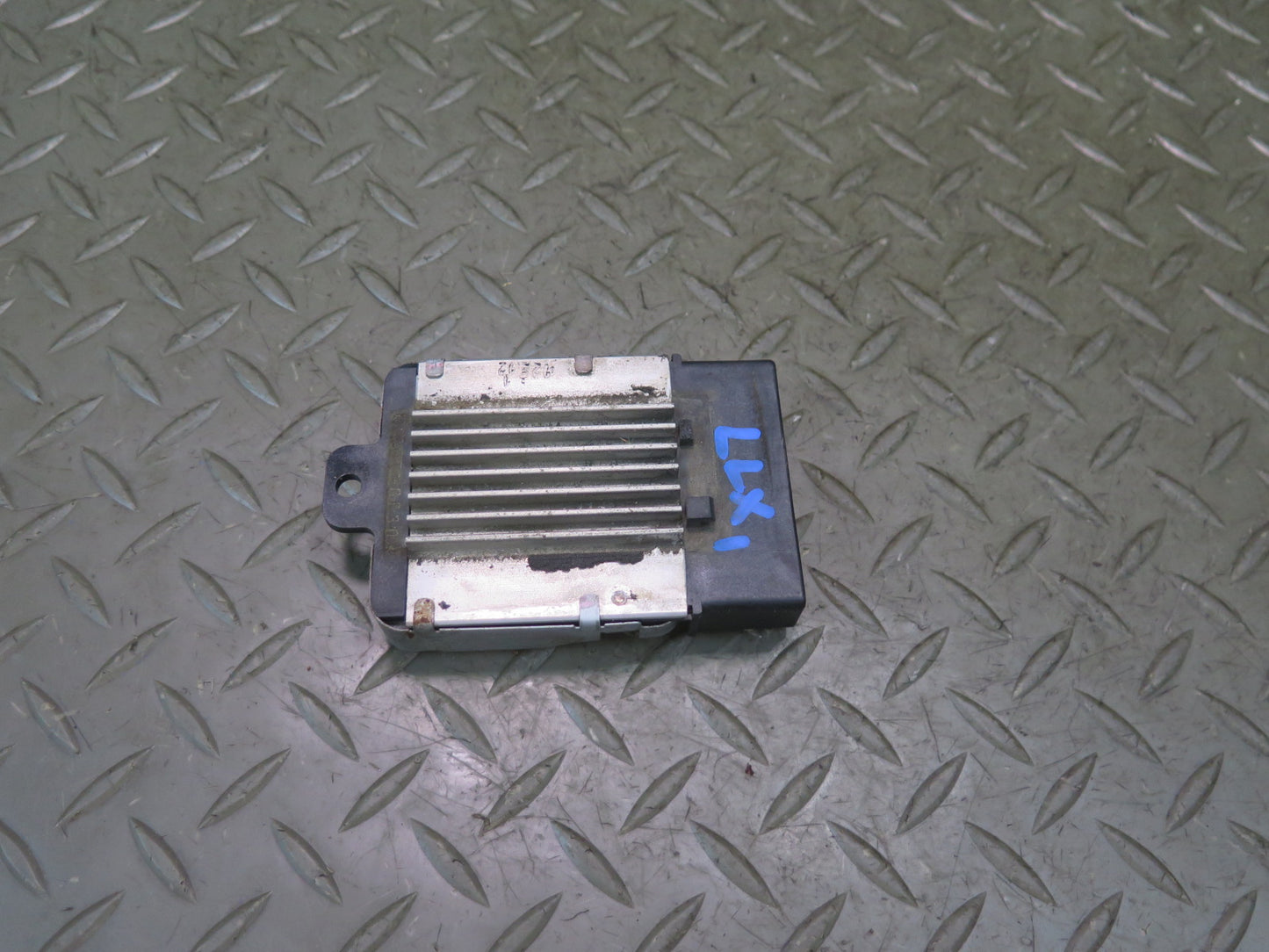 1998-2007 Lexus J100 LX470 Fan Heater Hvac Blower Motor Control Module Unit Set