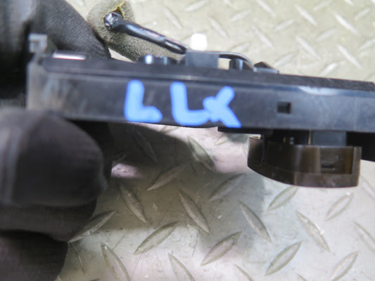 2003-2007 Lexus UZJ100L LX470 Right Passenger Seat Belt Warning Light Lamp