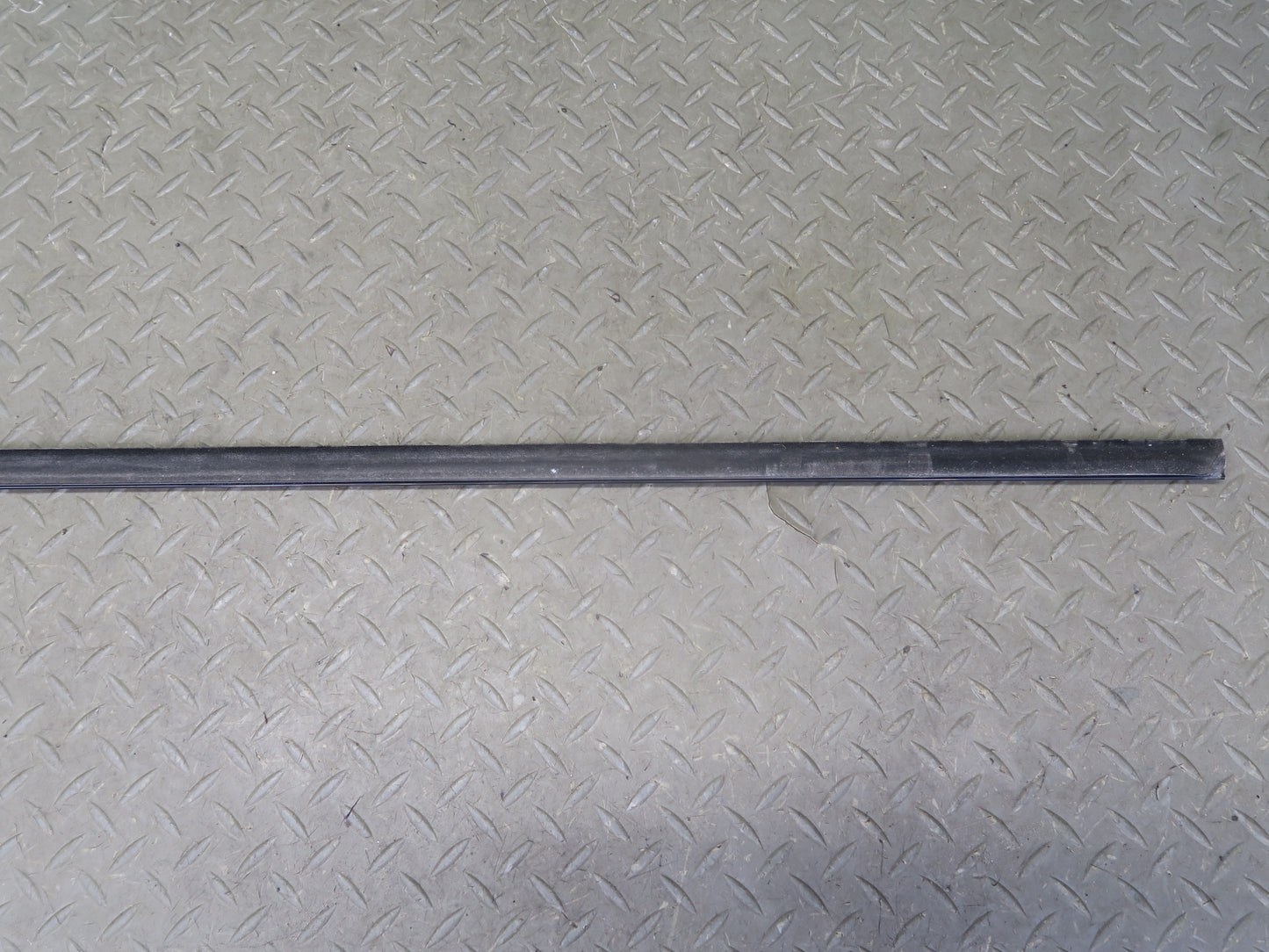 06-10 BMW E64 M6 Convertible Right Door & Windshield A Pillar Trim Molding Set