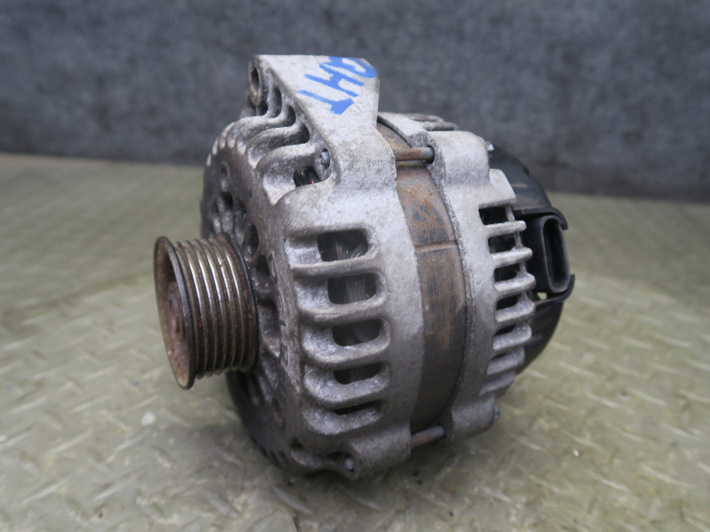 2003-2007 Hummer H2 6.0L Engine Alternator Generator