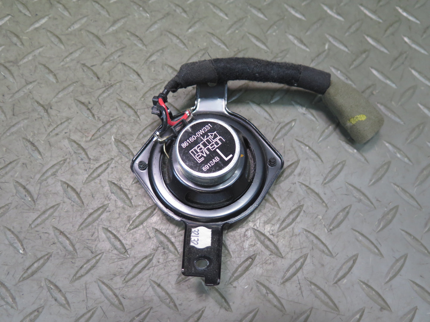 2003-2007 Lexus UZJ100L LX470 Front Door Mark Levinson Door Speaker Set of 2