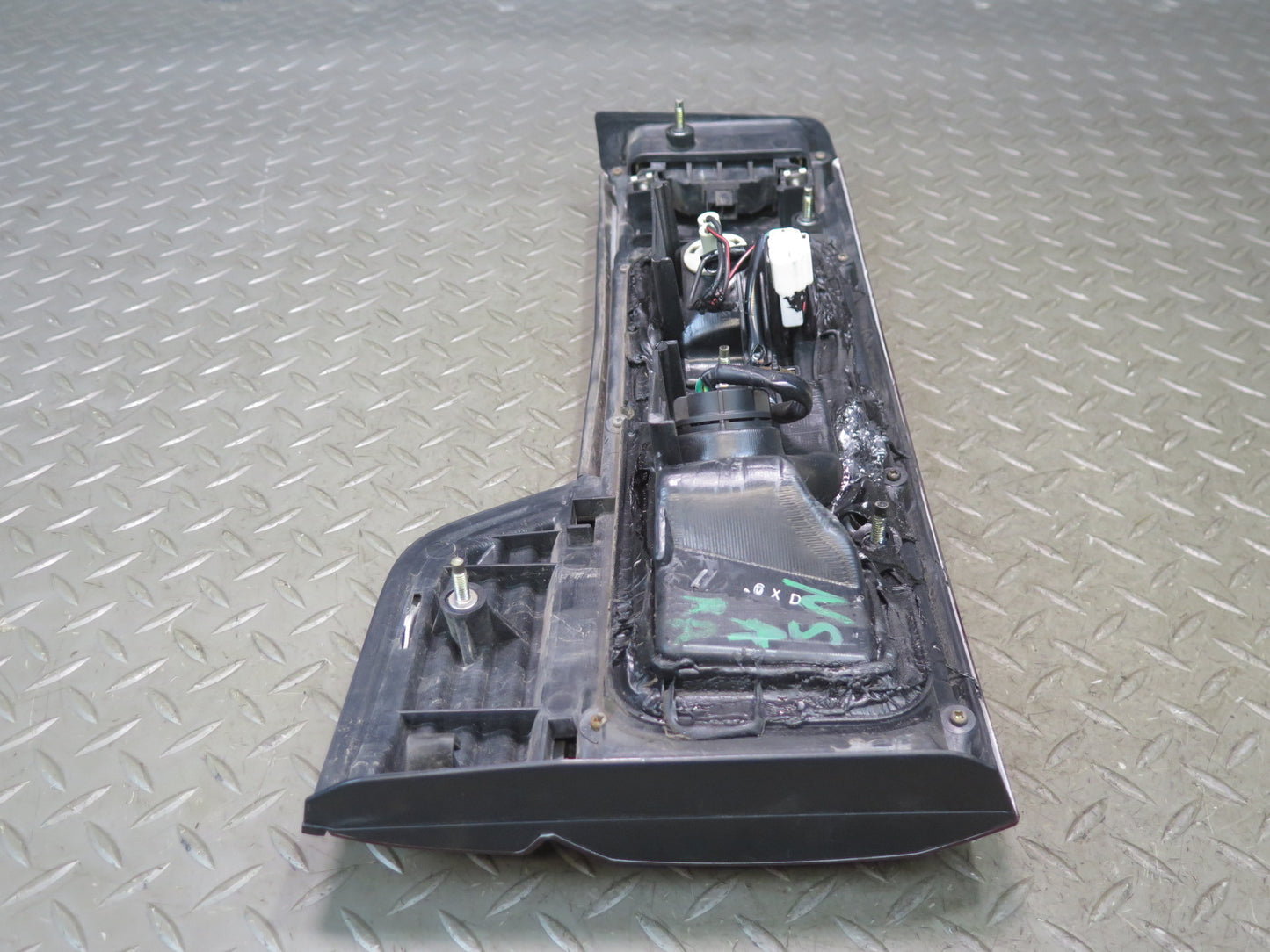 96-98 Nissan Stagea WGC34 Rear Right Inner Tail Light Lamp 33K Miles OEM