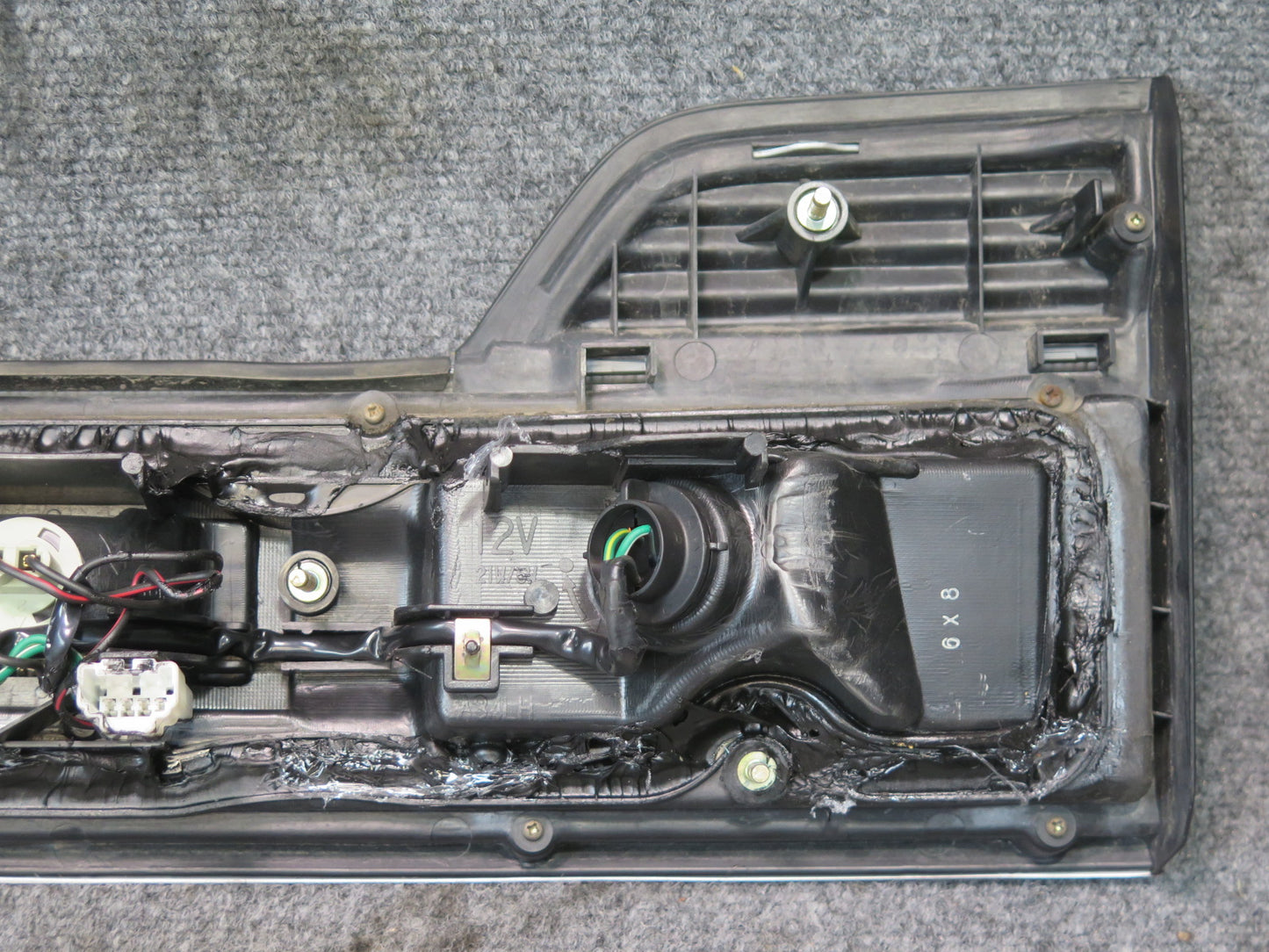 96-98 Nissan Stagea WGC34 Rear Left Inner Tail Light Lamp 33K Miles OEM