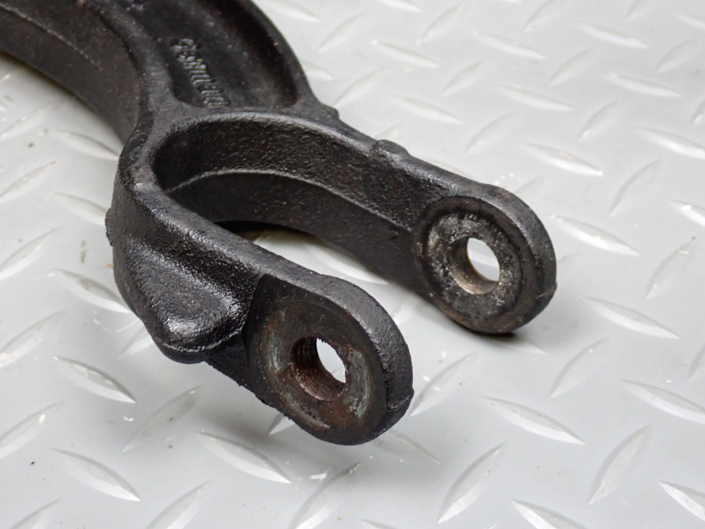 2015-2018 Porsche Macan Front Right & Left Side Suspension Fork Set of 2