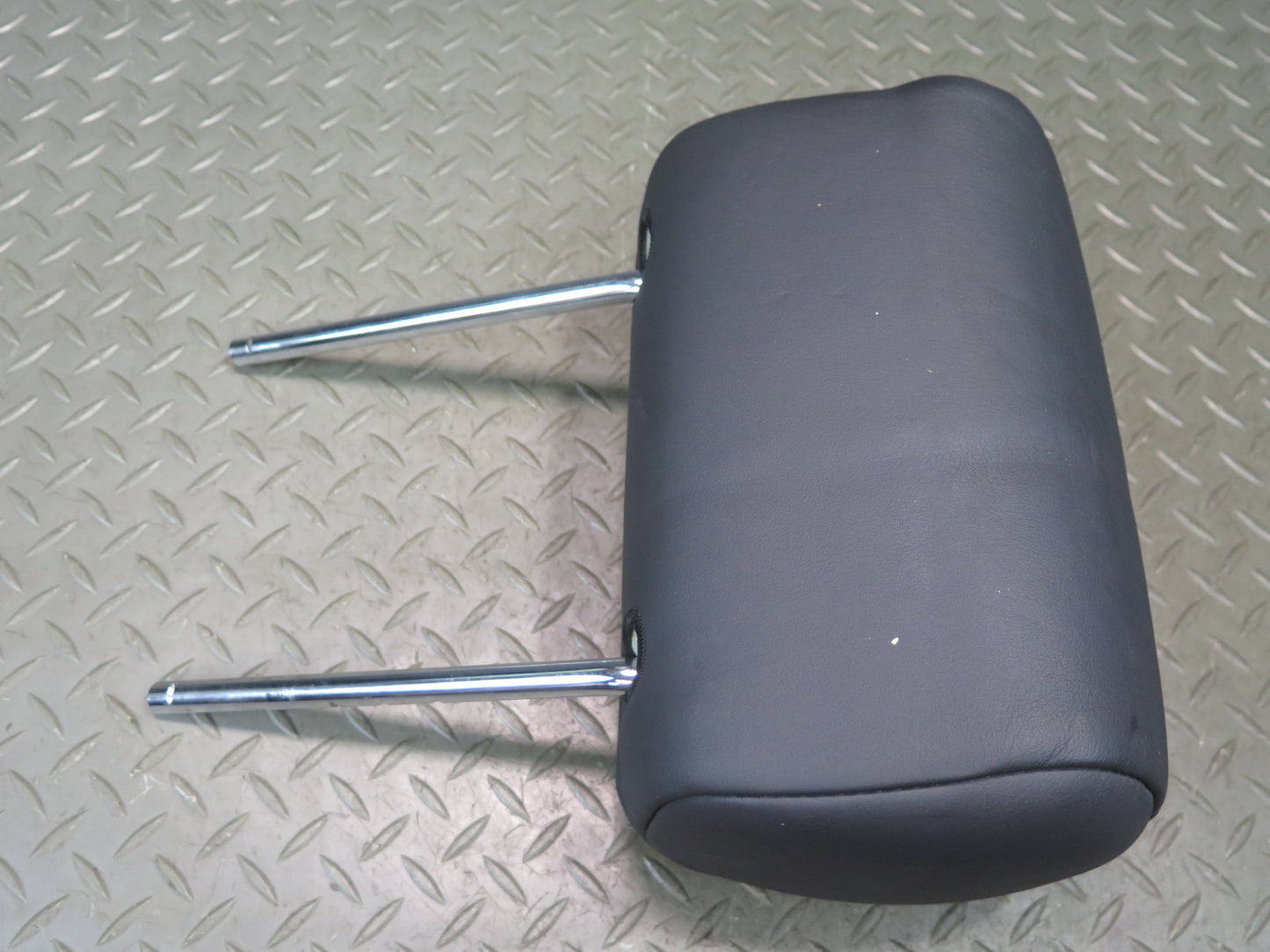 04-06 Lexus LS430 UCF30L Rear Left Right Center Leather Black Headrest Set OEM