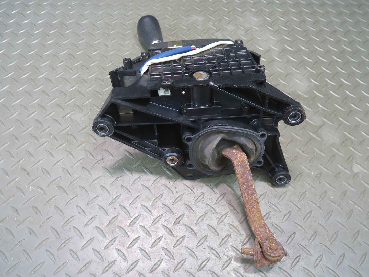 04-06 Lexus UCF30L LS430 A/T Automatic Transmission Shifter Assembly OEM