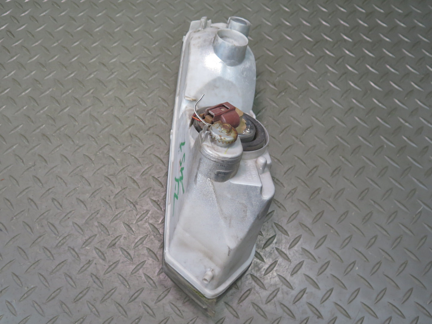 04-06 Lexus UCF30L LS430 Front Left Fog Light Lamp OEM