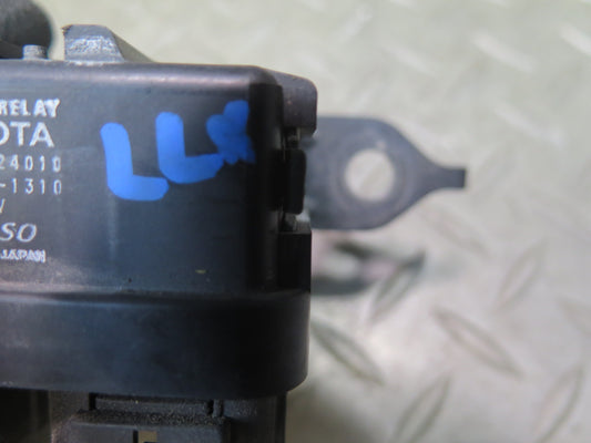 2003-2005 Lexus UZJ100L LX470 Running Light Relay Module 82841-24010