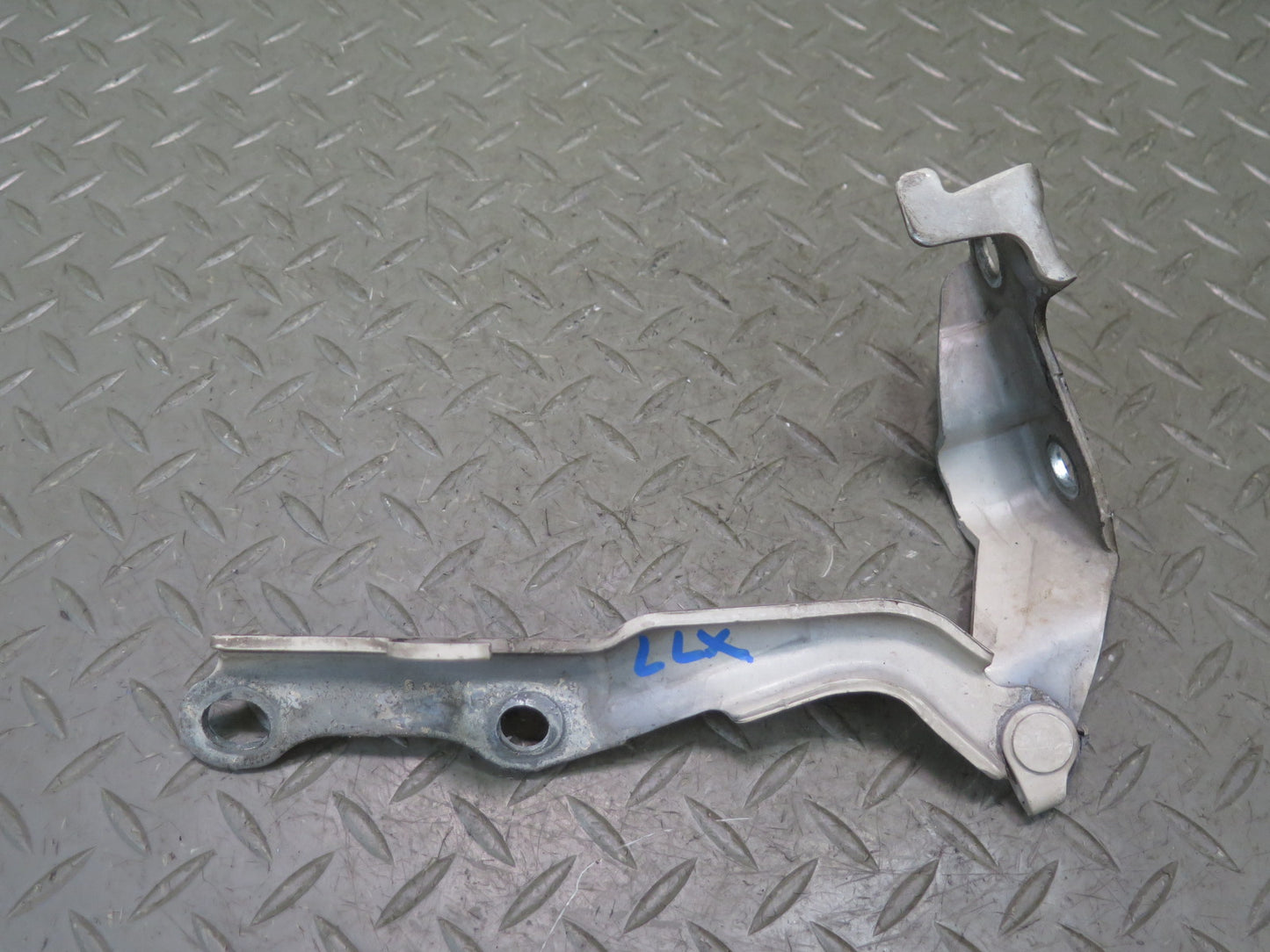 1998-2007 Lexus UZJ100L LX470 Front Left & Right Hood Hinge Set of 2