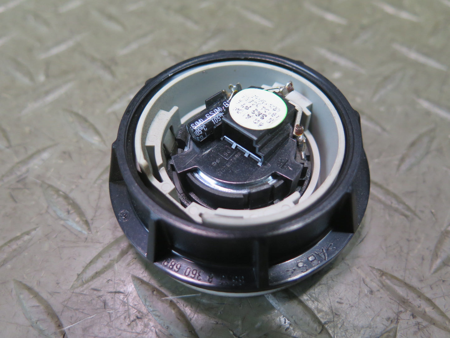 01-06 BMW E46 330Ci Convertible Set of 2 Rear Left & Right Tweeter Speaker OEM