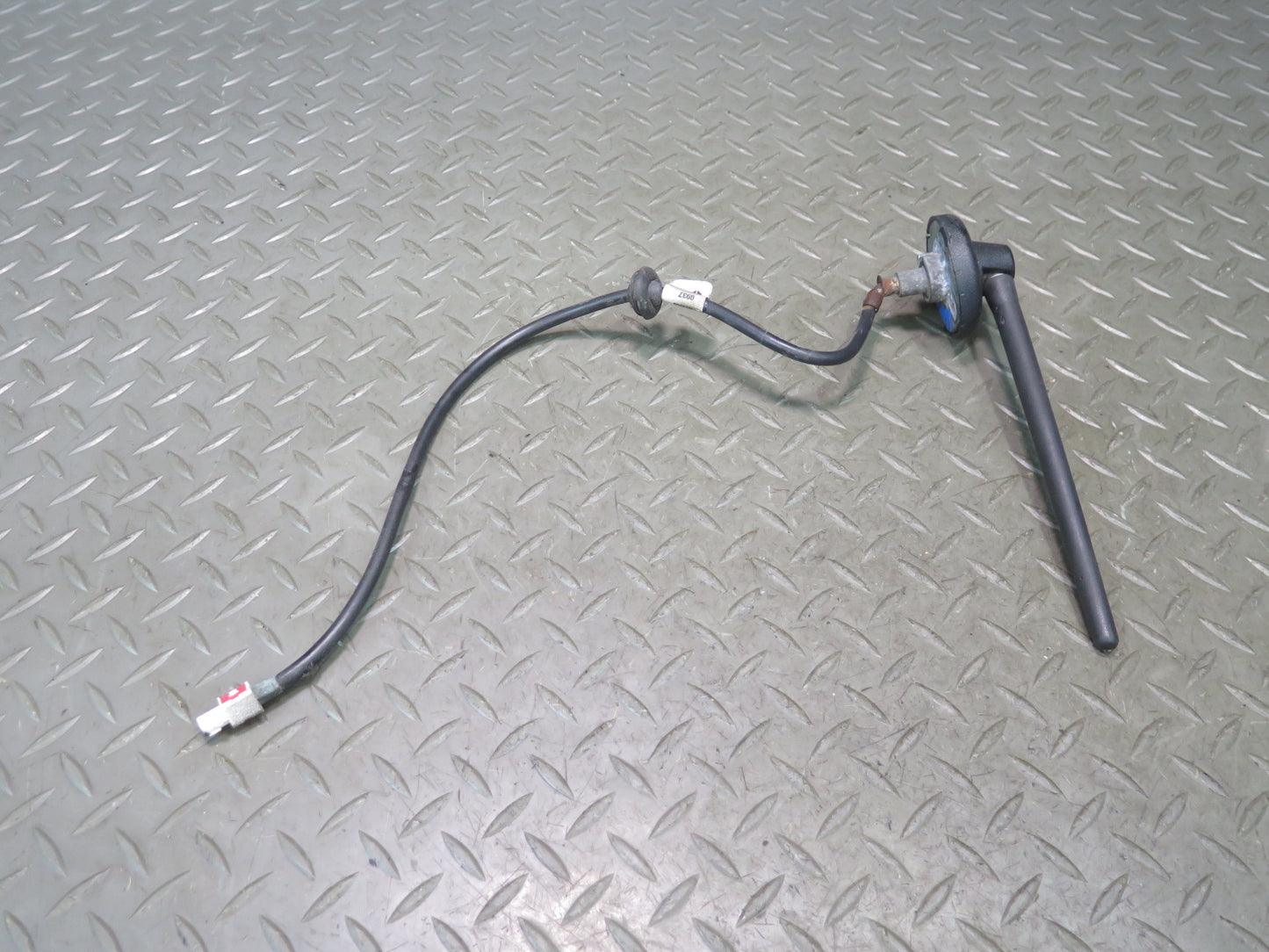 07-10 Jeep Wrangler JK Radio Antenna 56040921AD OEM