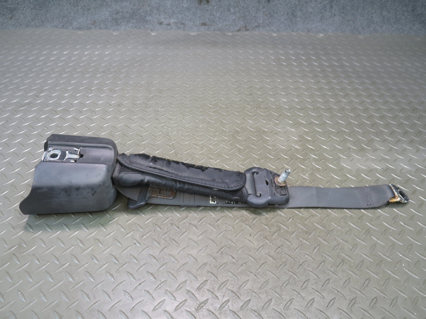 07-10 JEEP WRANGLER RUBICON JK REAR LEFT AND RIGHT SEAT BELTS OEM