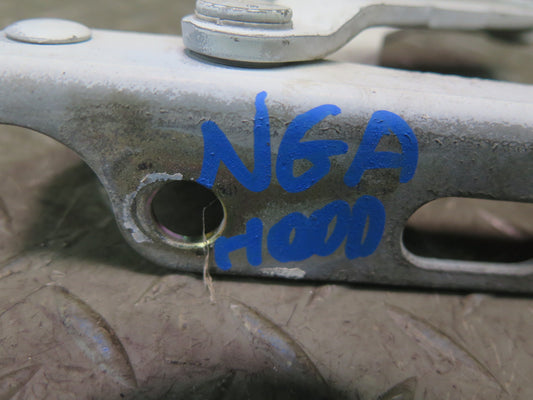 95-97 Nissan Gloria Cedric HY33 Front Left & Right Hood Hinge White Set OEM