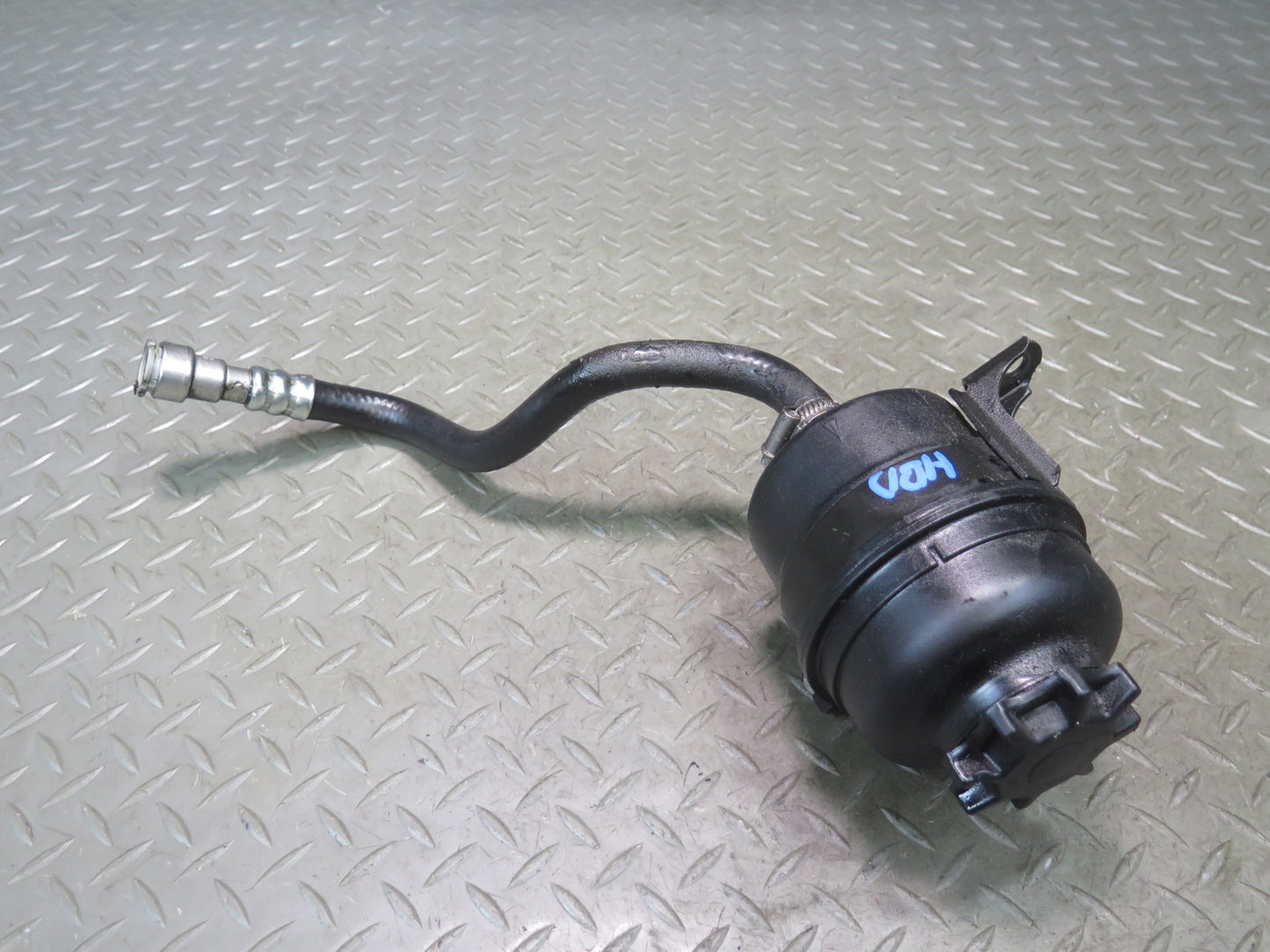 01-06 BMW E46 330Ci Power Steering Fluid Reservoir Tank w Hose OEM