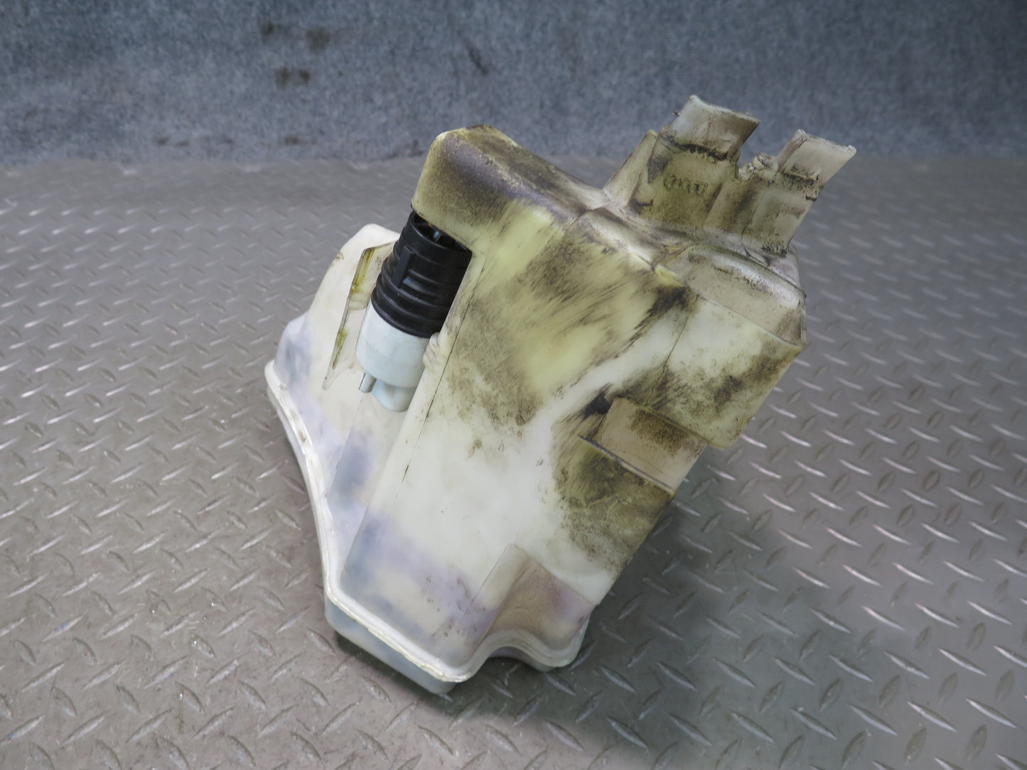 01-06 BMW E46 330Ci Windshield Washer Fluid Reservoir Tank OEM