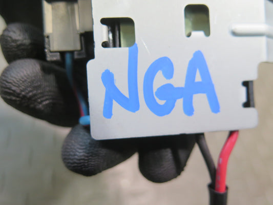 95-97 Nissan Gloria Cedric HY33 Audio Radio Antenna Amplifier OEM