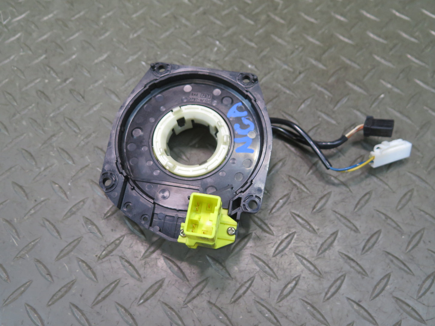 1997 NISSAN GLORIA HY33 STEERING COLUMN CLOCK SPRING OEM