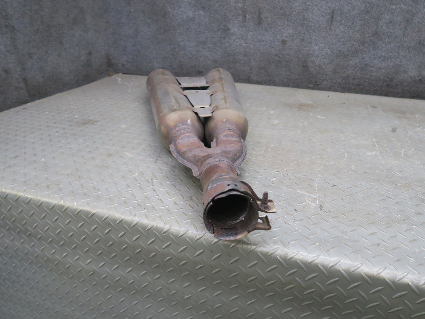 01-06 Lexus LS430 UCF30L Center Exhaust Pipe OEM