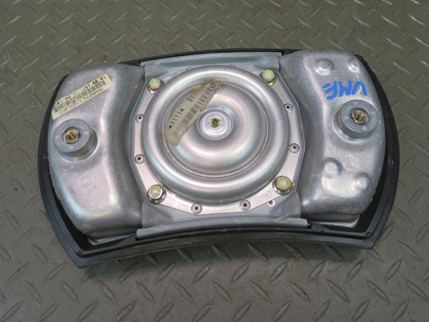 86-91 MERCEDES W124 300E FRONT LEFT DRIVER SIDE STEERING WHEEL SRS AIRBAG OEM