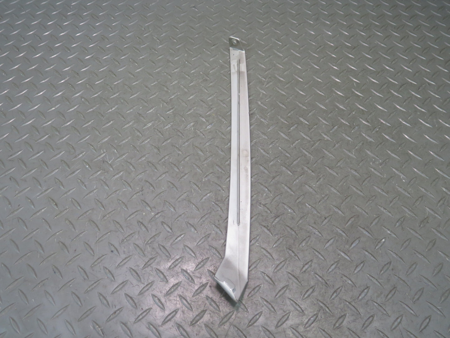 90-93 Mercedes W124 300E Set of 2 Left & Right Exterior C Pillar Molding OEM