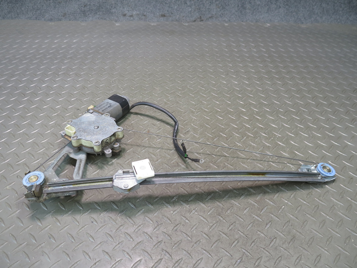 86-93 Mercedes W124 300E Rear Left Door Window Regulator w Motor OEM