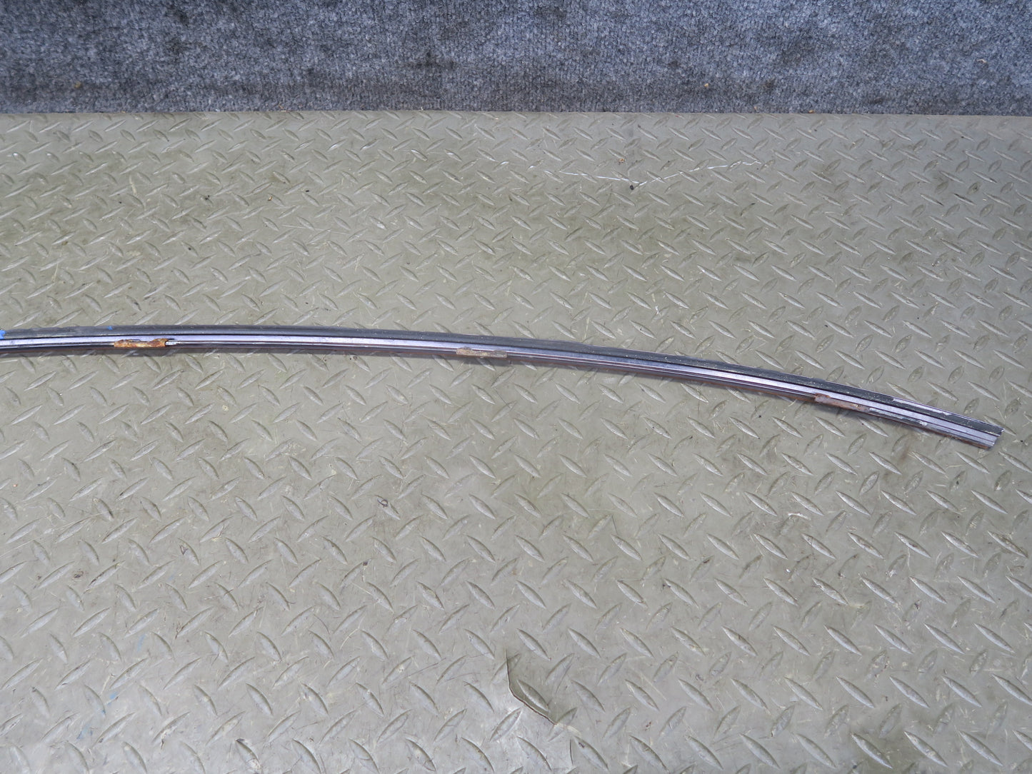 90-93 Mercedes W124 300E Front Windshield Chrome Trim Strip Molding OEM