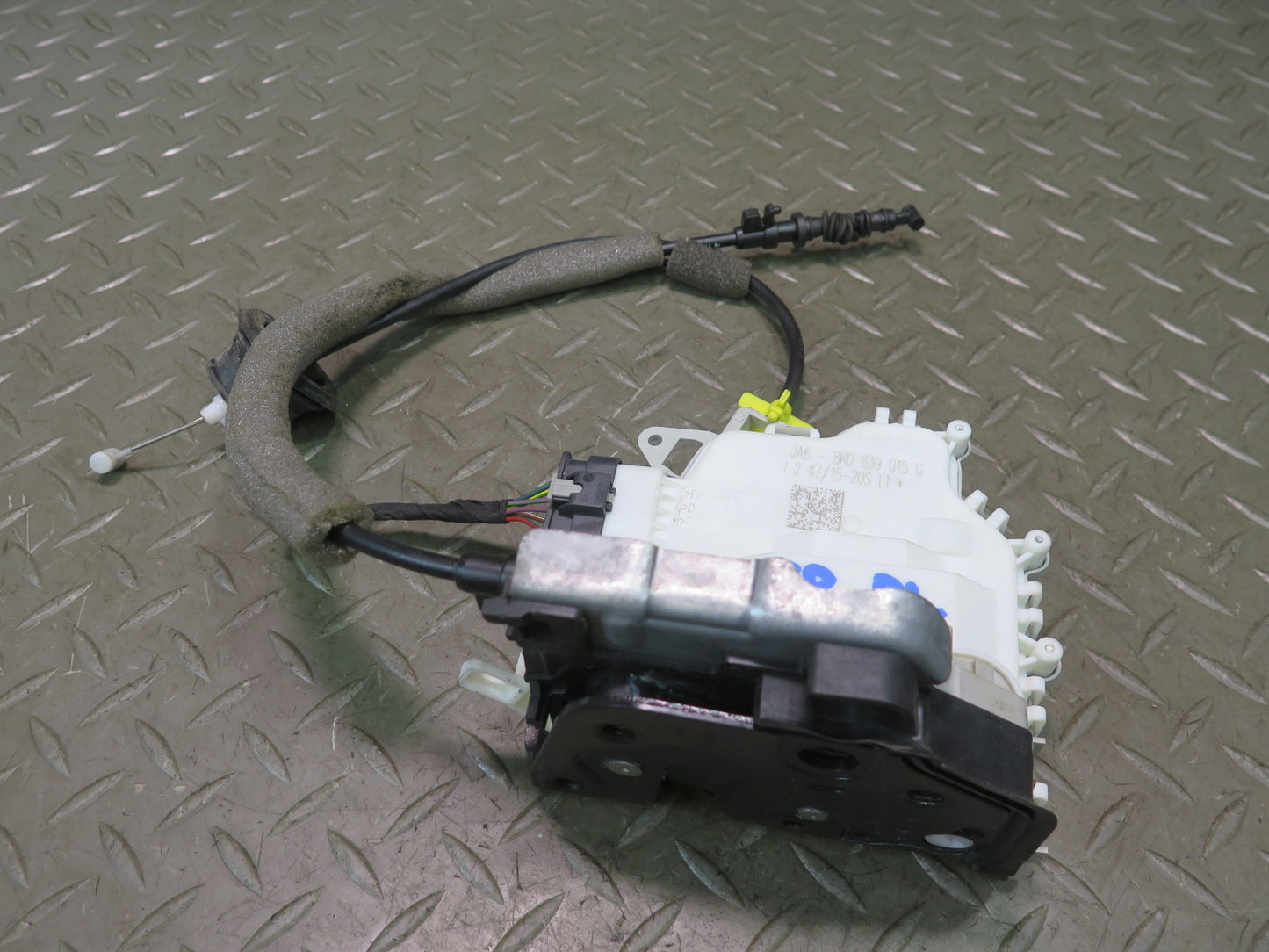 2010-2016 Porsche Panamera 970 Rear Left Driver Side Door Lock Latch Actuator