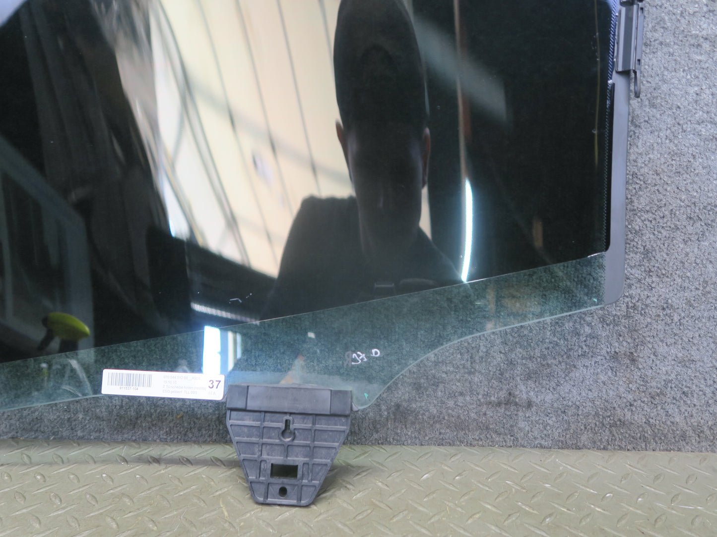 2010-2016 Porsche Panamera 970 Rear Right Pass Side Door Window Glass