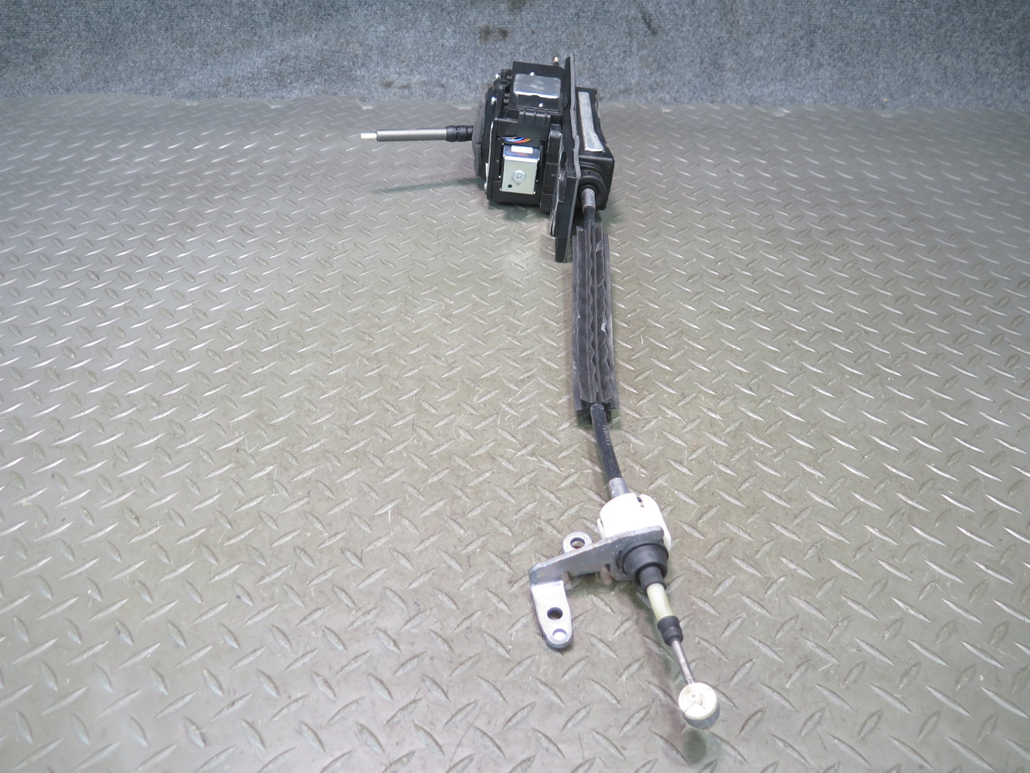 2010-2016 Porsche Panamera 970 A/T Automatic Transmission Shifter W/ Cable
