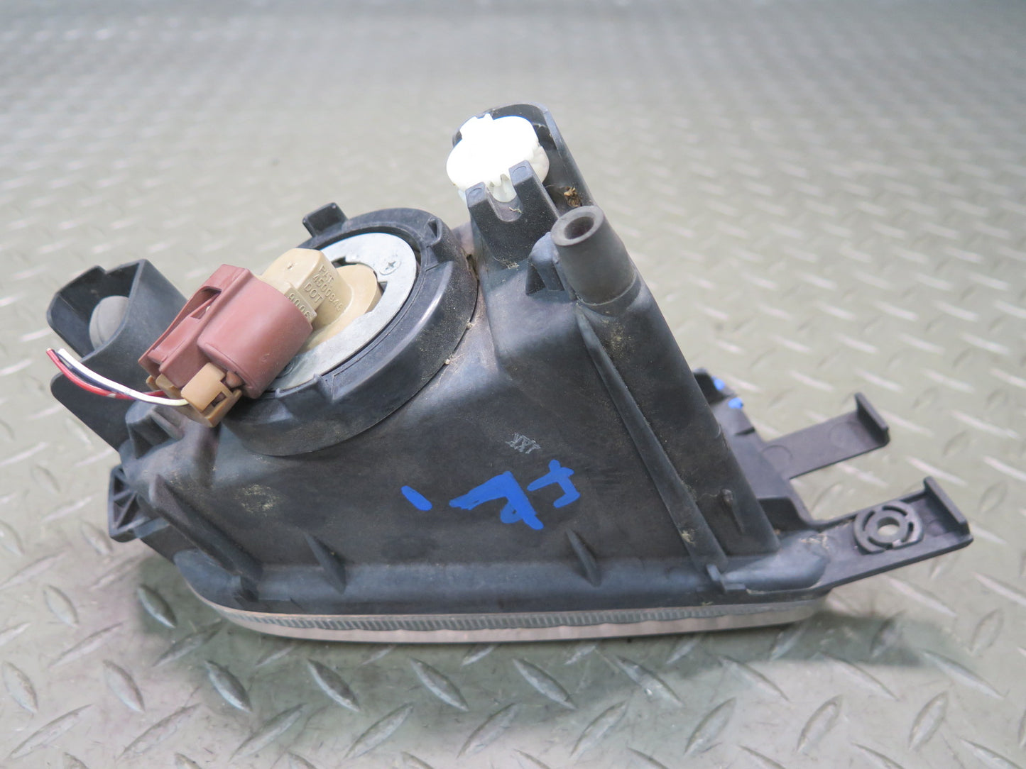 99-05 Lexus UZS160 GS300 GS400 GS430 Front Left & Right Fog Light Lamp Set OEM