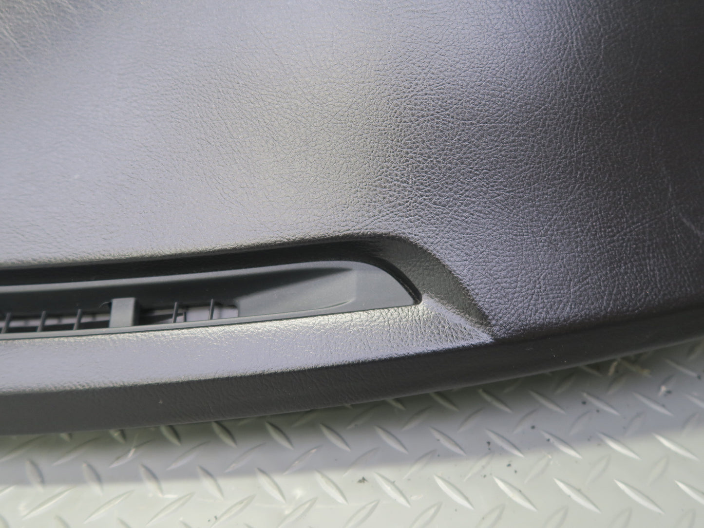 04-06 Lexus UCF30L LS430 Dashboard Dash Instrument Trim Cover Panel Black OEM