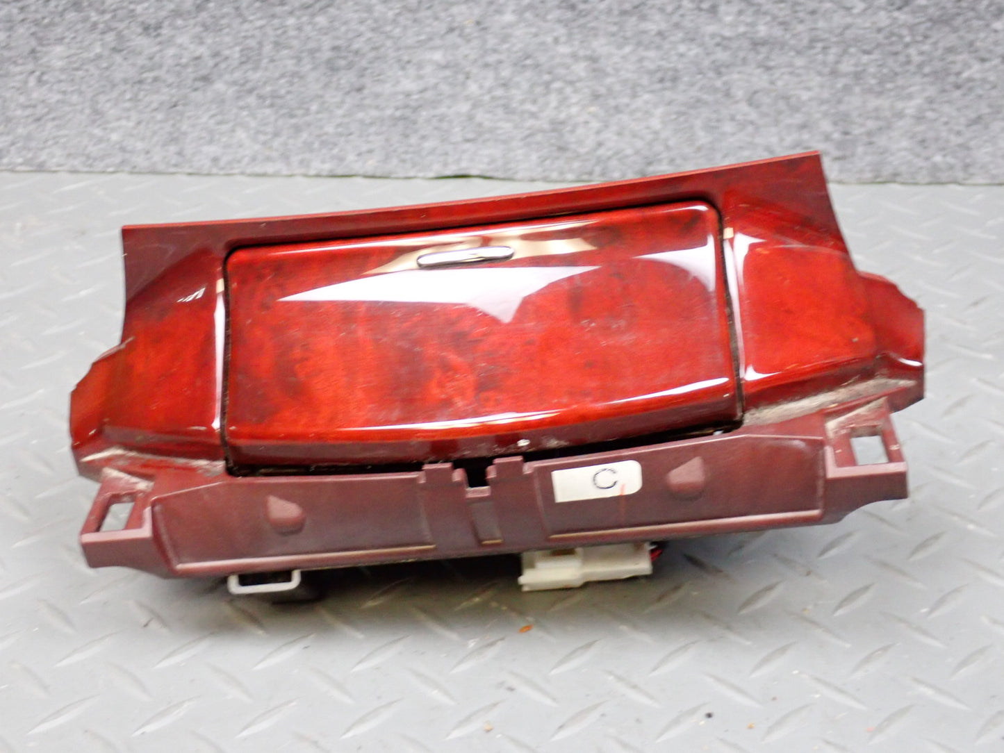 07-09 Lexus UVF46 LS460 LS460 Front Center Console Ash Tray Assembly OEM