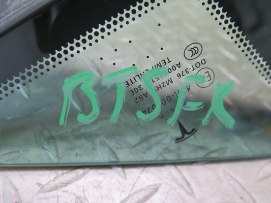 2016-2019 Tesla Model S 75D Front Right Side Door Window Corner Fixed Glass
