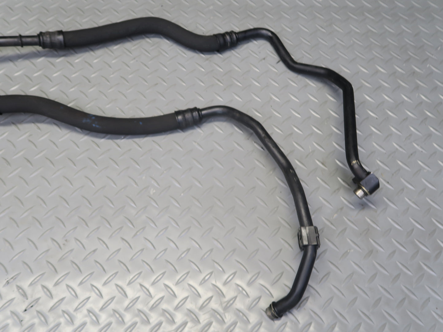 04-06 BMW E53 X5 N62 Set of 2 Engine Motor Oil Cooler Hose Pipe Line OEM