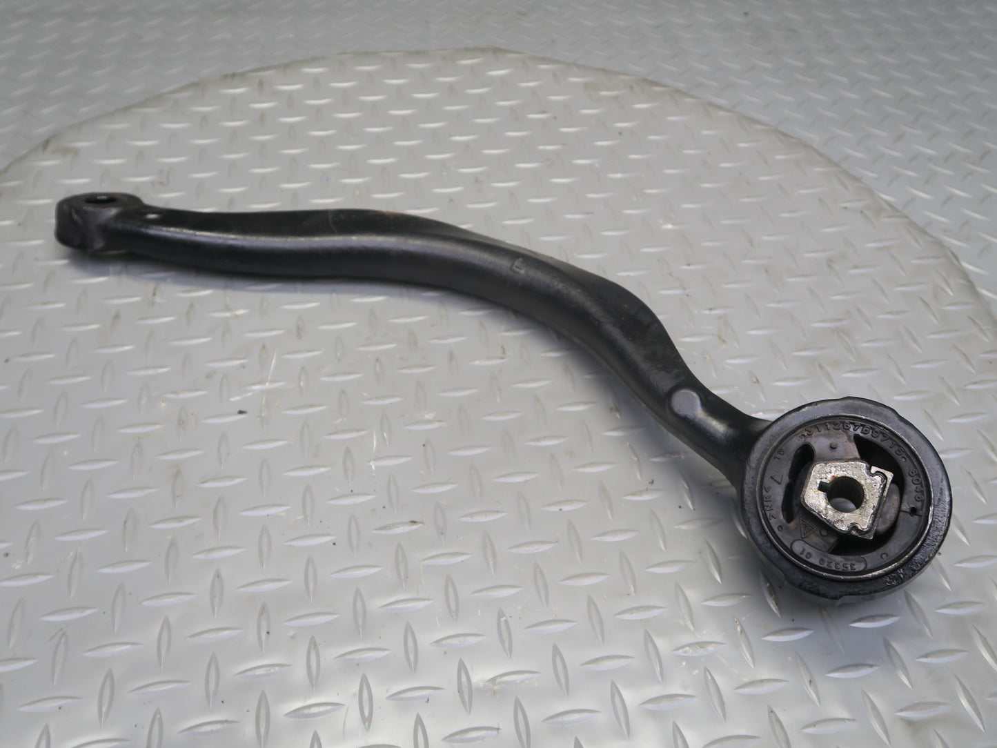 00-06 BMW E53 X5 Front Left Suspension Lower Control Arm OEM