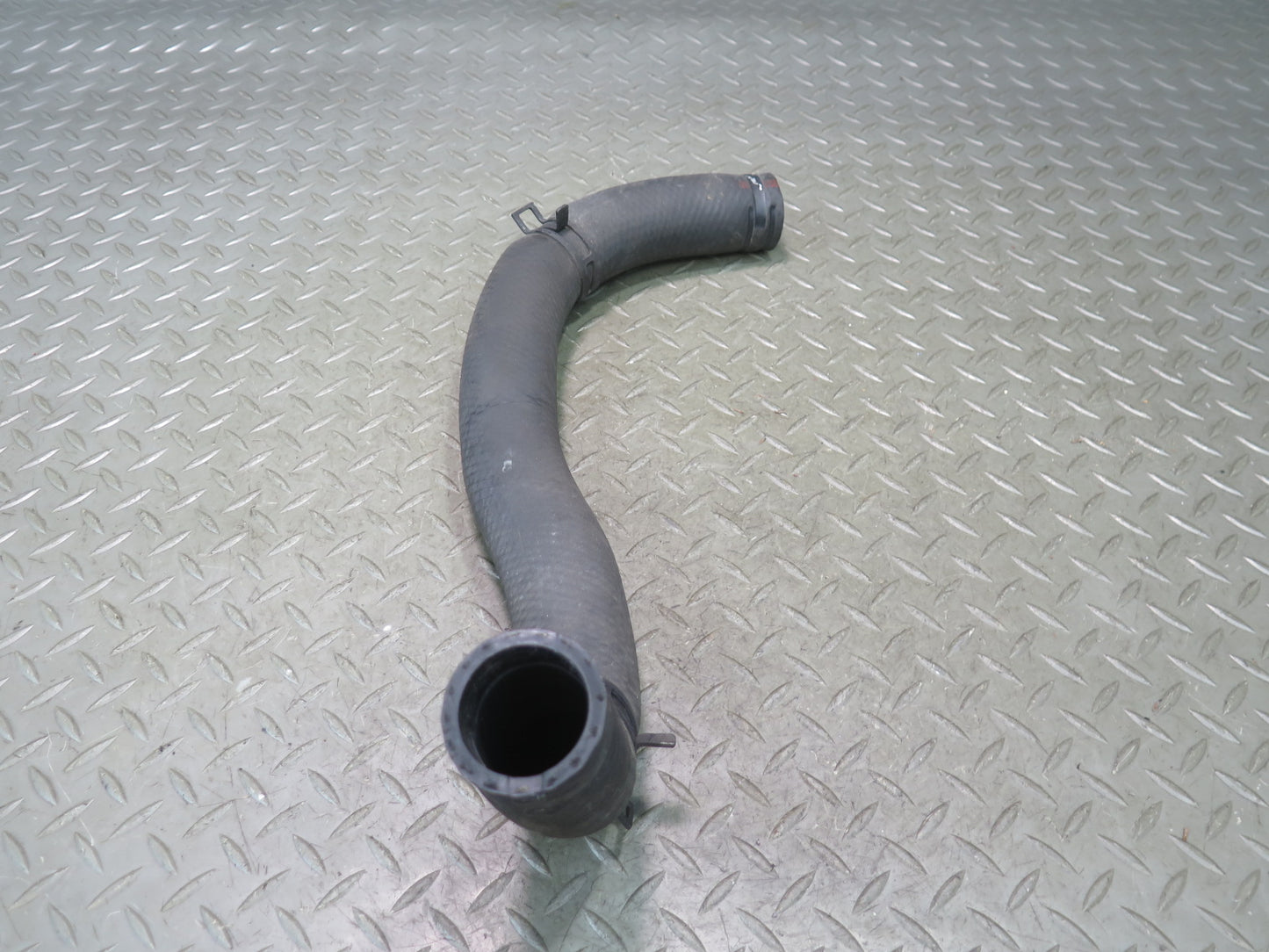 01-05 Lexus SC430 GS430 4.3L 3UZFE Set of 2 Engine Radiator Hose Pipe OEM
