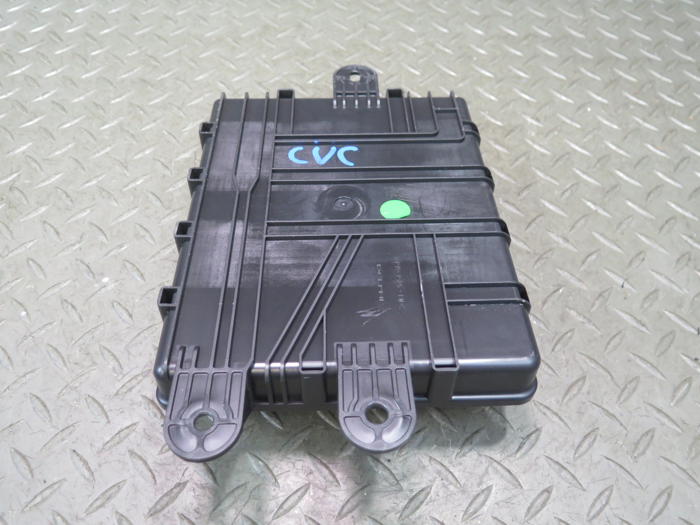 16-19 Chevrolet Corvette C7 Power Distribution Fuse Relay Box 23301924 OEM