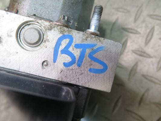 2016-2019 Tesla Model S 75D ABS Anti Lock Brake Pump Module Unit