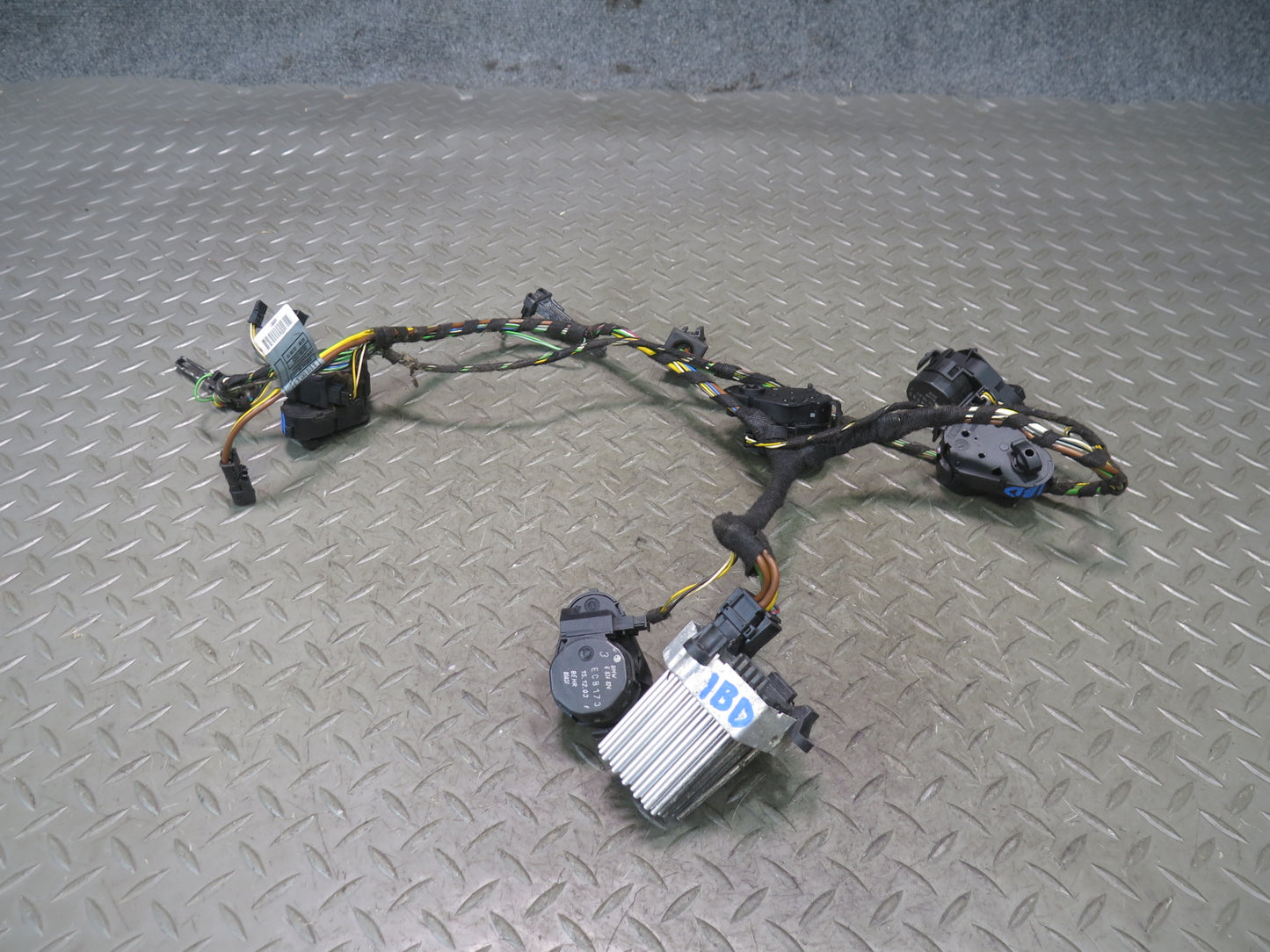 01-06 BMW E46 330ci A/C Heater Flap Actuator Motor Set w Wiring & Resistor OEM