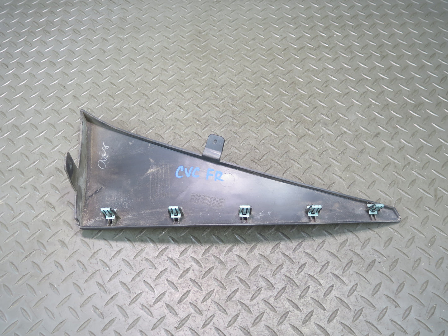 14-19 Chevrolet Corvette C7 Set of 2 Front Wheel Arch Fender Liner Molding OEM