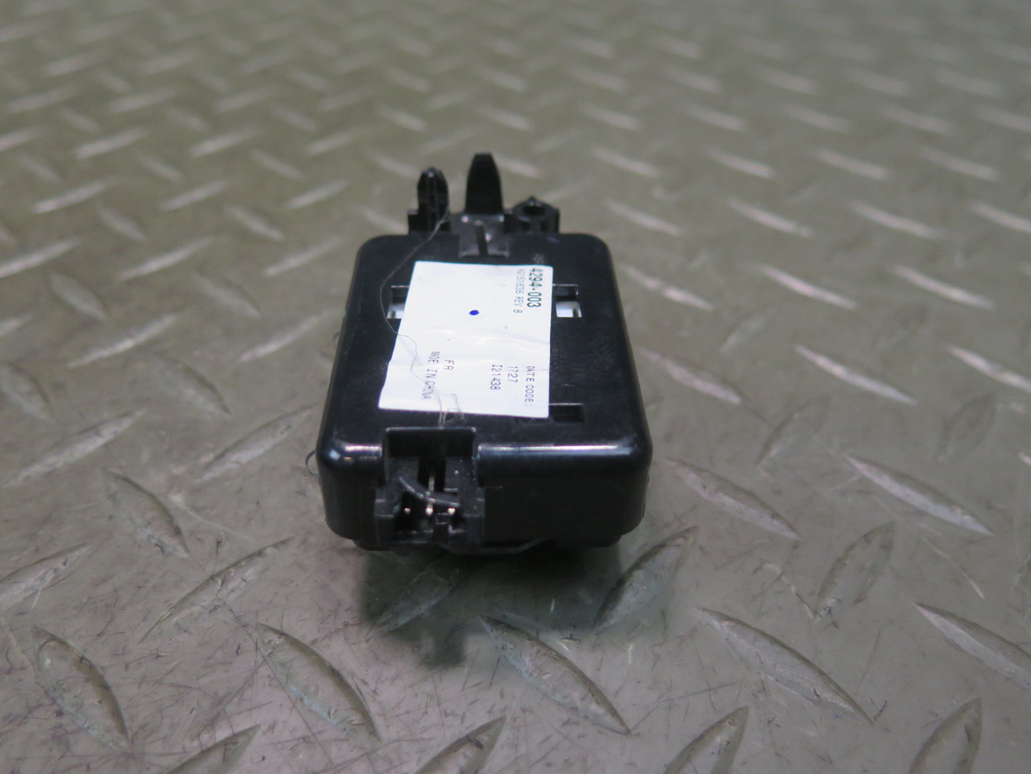 2016-2019 Tesla Model S 75D Roof Overhead Dome Reading Interior Light Lamp