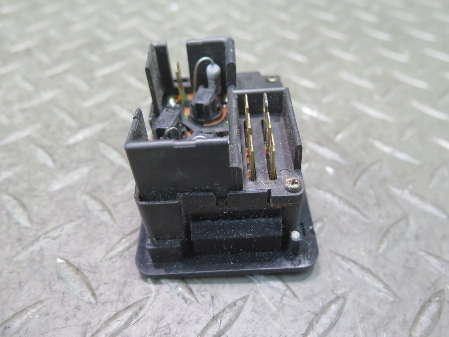79-83 Datsun 280ZX S130 Cruise Control Switch Panel Button Unit OEM