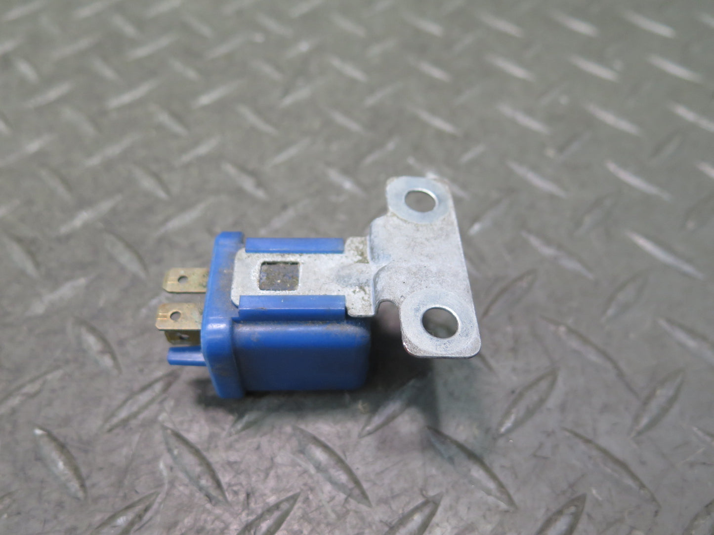 82-83 Datsun 280ZX S130 Cruise Control Relay w Mount OEM