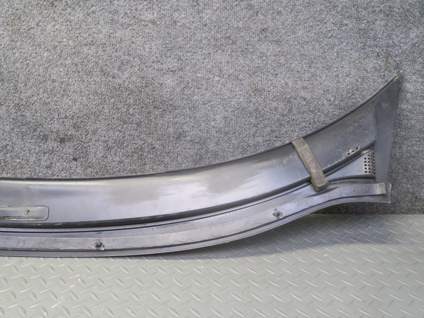 14-19 Chevrolet Corvette C7 Front Windshield Wiper Vent Cowl Panel 23459574 OEM