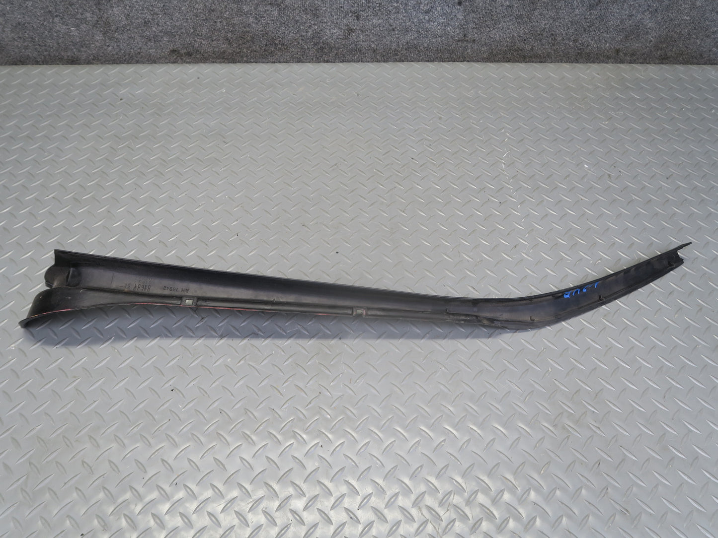 84-89 Nissan Z31 300ZX 2+2 Set of 2 Center Pillar Garnish Trim Panel OEM