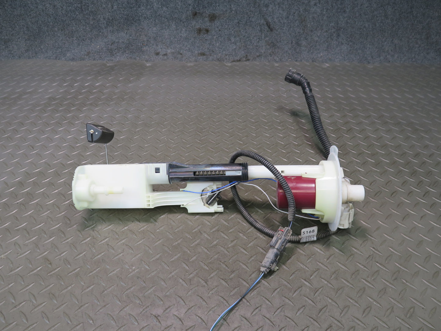 14-19 Chevrolet Corvette C7 Set of 2 Fuel Pump Level Sensor Sending Unit Set OEM