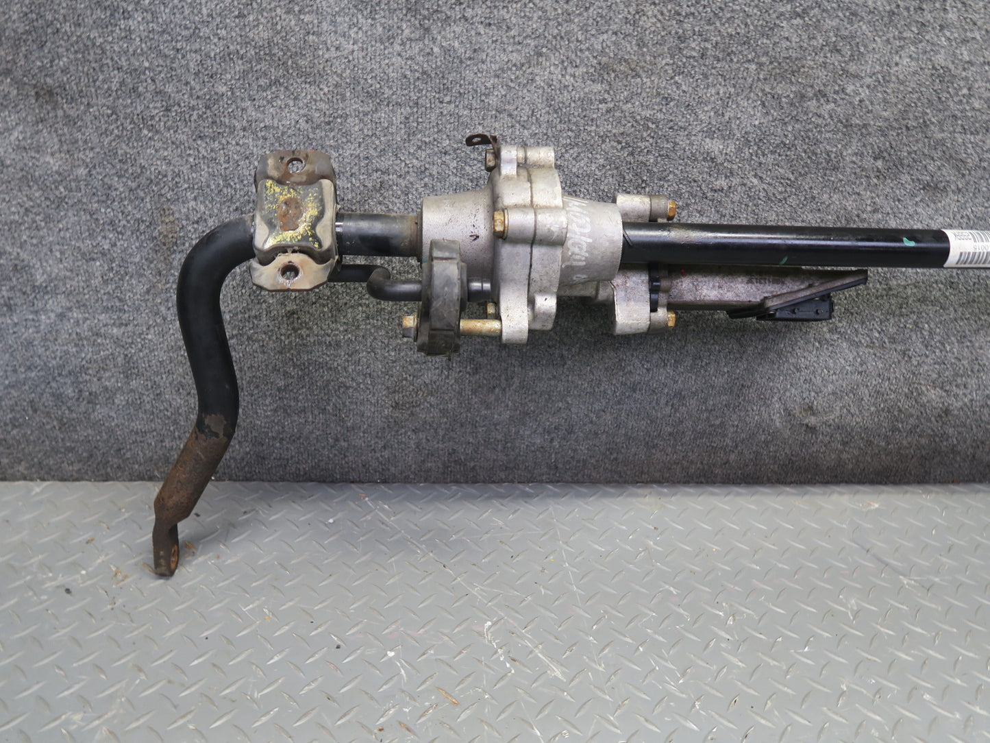 07-18 Jeep Wrangler JK 4x4 3.8L & 3.6L Front Active Stabilizer Sway Bar OEM