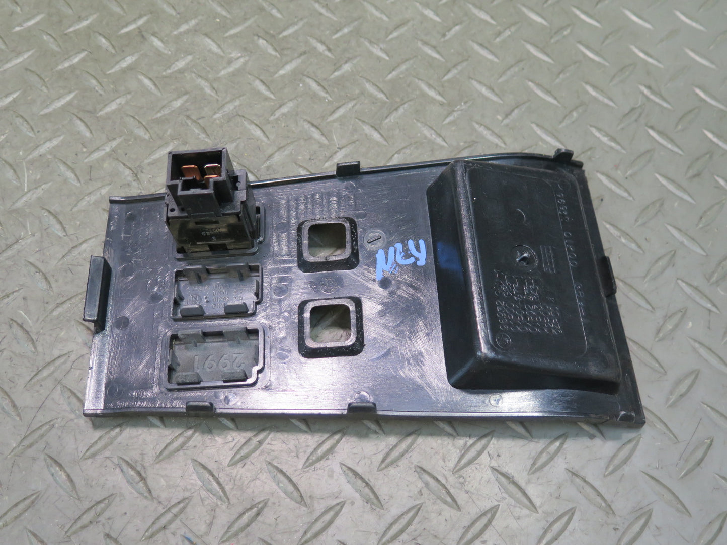 84-89 Nissan Z31 300ZX Center Console Mirror Control Switch Trim Panel OEM