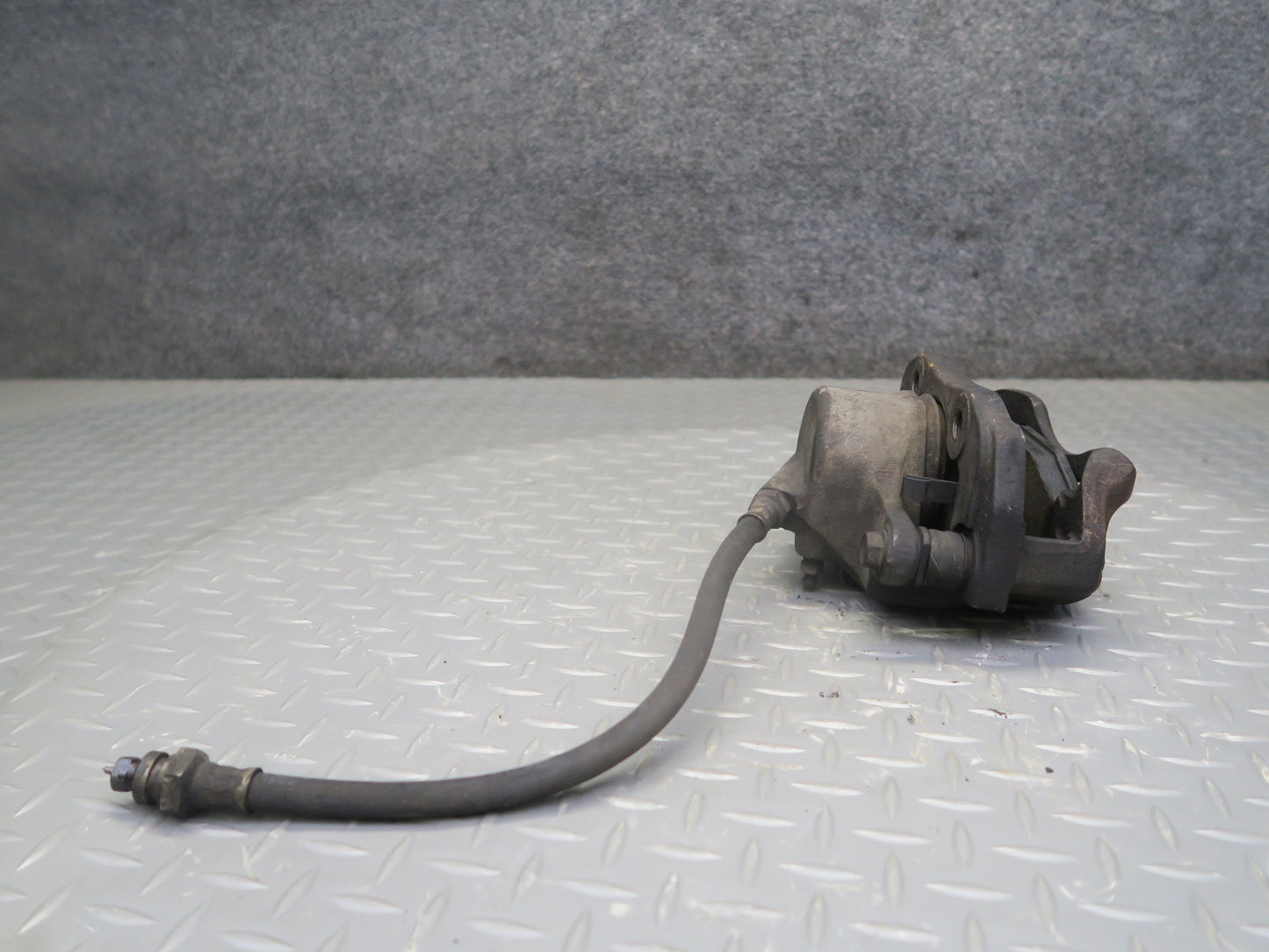 81-83 Datsun S130 280ZX Set of 2 Front Left & Right Brake Caliper w Hose OEM